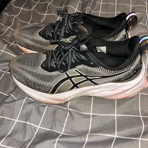 Asics novablast 3 le